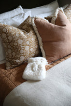 Load image into Gallery viewer, Mini faux fur cream hot water bottle